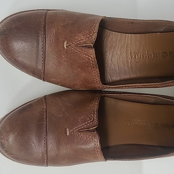 Timberland Brown Slip-On Flats with Cushioned Soles - Picture 5 of 9